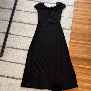 Black Cap-Sleeve Maxi Dress -NSR velvet